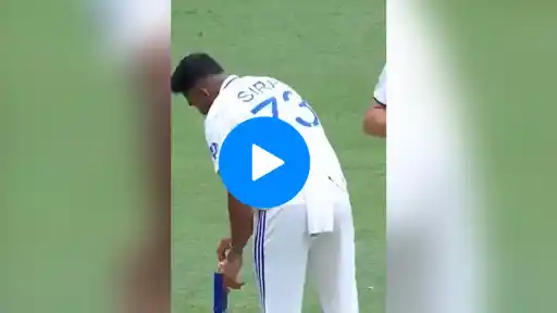 Mohammed Siraj's bail swap trick brings Marnus Labuschagne's wicket quickly
